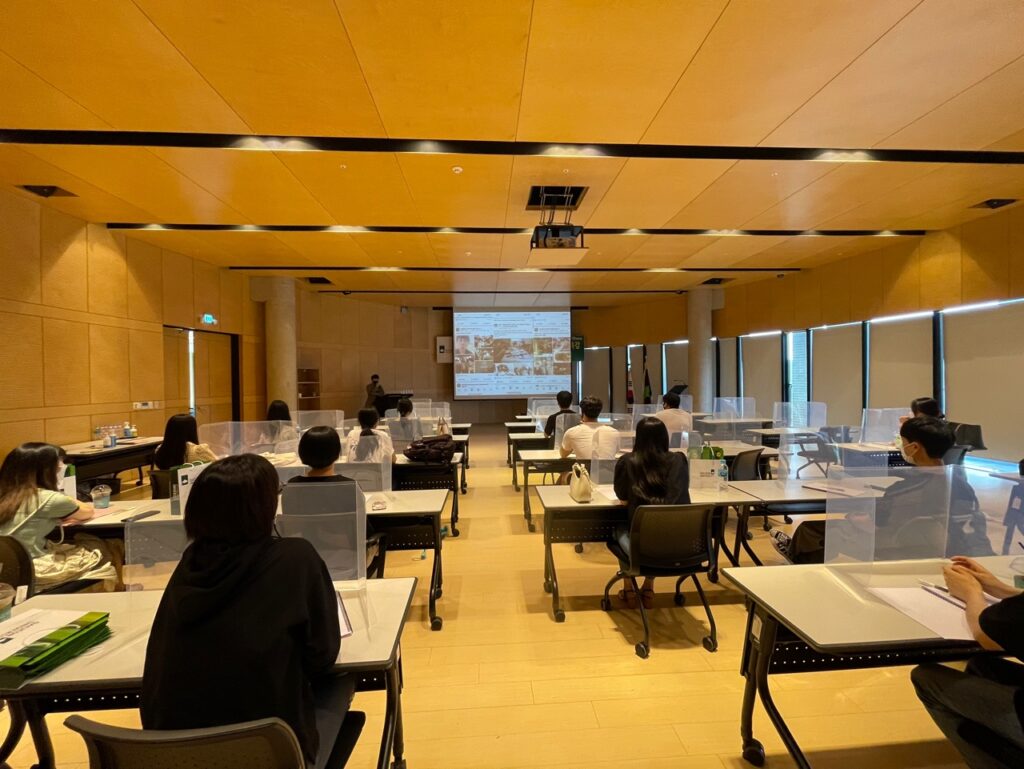 자소서첨삭대필 컨설팅 서비스 소개 1 KakaoTalk 20241119 134852763 02 사람인 자소서첨삭대필 자소서첨삭대필 컨설팅 서비스 소개